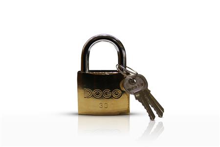 CANDADO HIERRO REFORZADO 30 S/ TRABA SKIN PACK 3 LLAVES