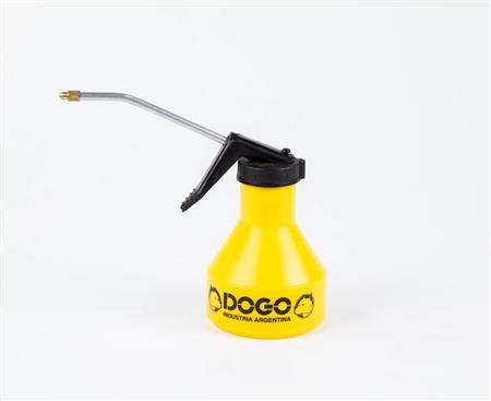 ACEITERA PLAST. P/RIGIDO 250 CC