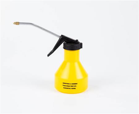 ACEITERA PLAST. P/RIGIDIO 500 CC