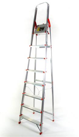 ESCALERA DE ALUMINIO REFORZADO FAMILIAR 8 ESCALONES